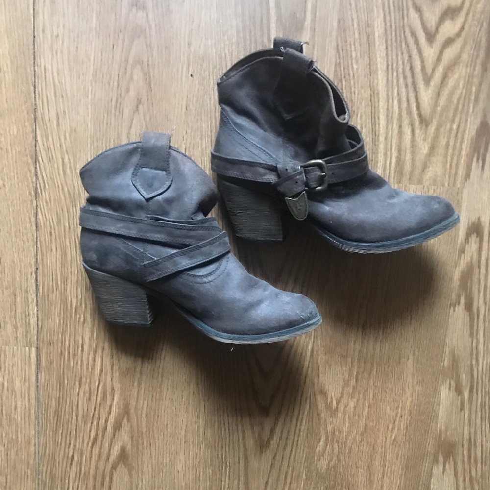Heeled ankle boots